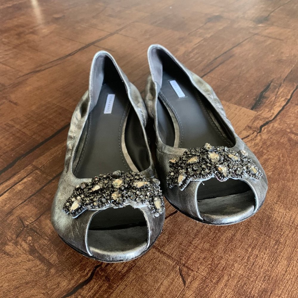 Vera Wang Lanelle Silver Jewel Comfortable Flats